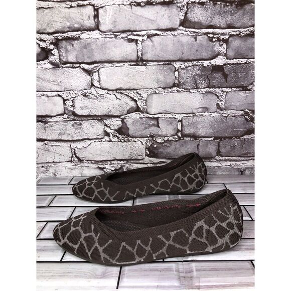 Skechers Air Cooled Memory Foam Choc Brown Textile Stretch Pointed Flats Women 8 - Picture 1 of 16